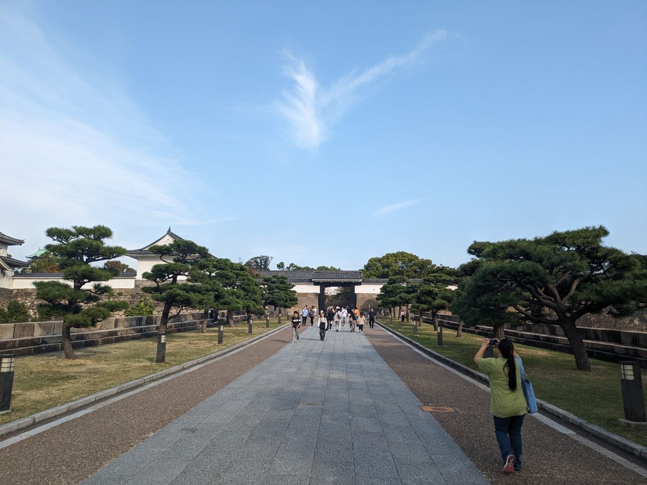 Tree-lined approach path leading to the inner gate of Osaka Castle